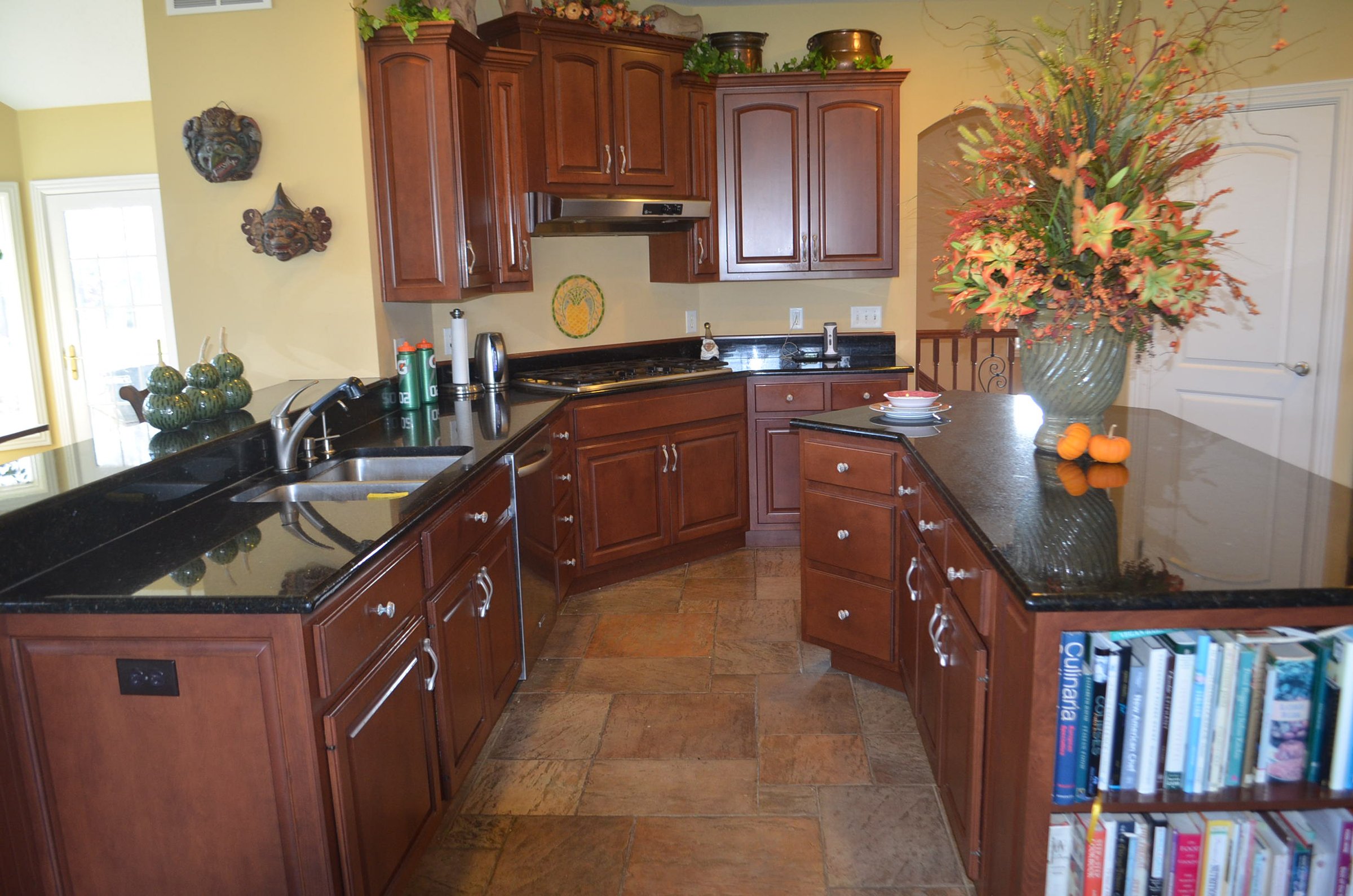 Property photo 110 - PERSONAL PROPERTY AUCTION IN ALLEN COUNTY, INDIANA